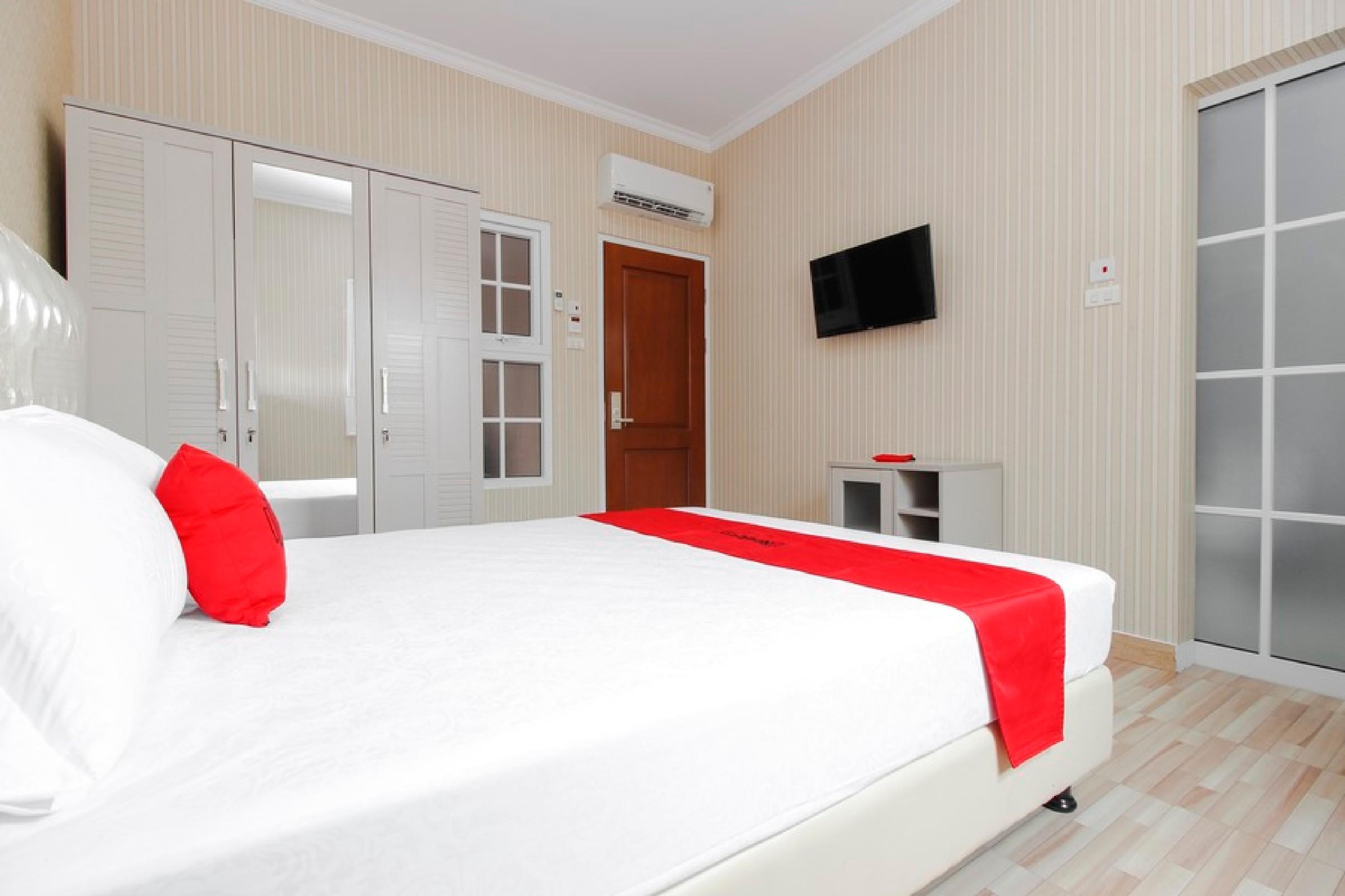 Reddoorz Plus @ Kwitang 2 Yakarta Exterior foto